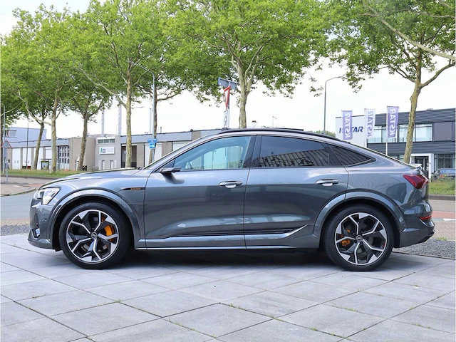 Audi e-tron sportback s quattro 95 kwh 370kw automaat 2022 - afbeelding 12 van  58