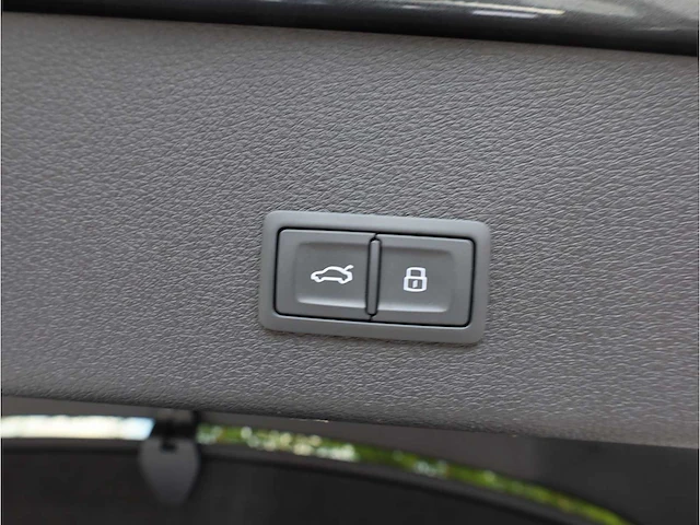 Audi e-tron sportback s quattro 95 kwh 370kw automaat 2022 - afbeelding 28 van  58