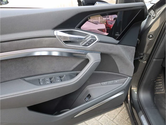 Audi e-tron sportback s quattro 95 kwh 370kw automaat 2022 - afbeelding 38 van  58