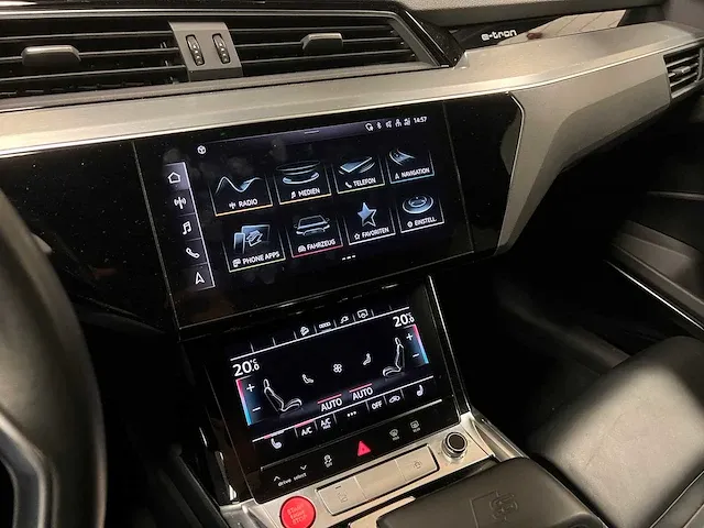 Audi e-tron sportback s quattro 95 kwh 503pk 2020, l-554-vg - afbeelding 27 van  68
