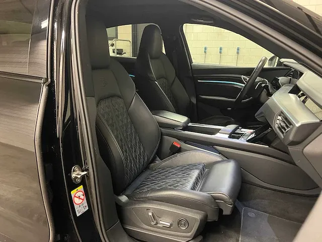 Audi e-tron sportback s quattro 95 kwh 503pk 2020, l-554-vg - afbeelding 49 van  68
