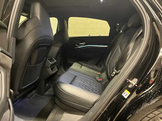 Audi e-tron sportback s quattro 95 kwh 503pk 2020, l-554-vg - afbeelding 57 van  68