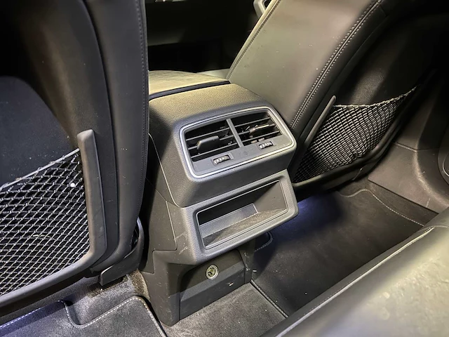 Audi e-tron sportback s quattro 95 kwh 503pk 2020, l-554-vg - afbeelding 59 van  68