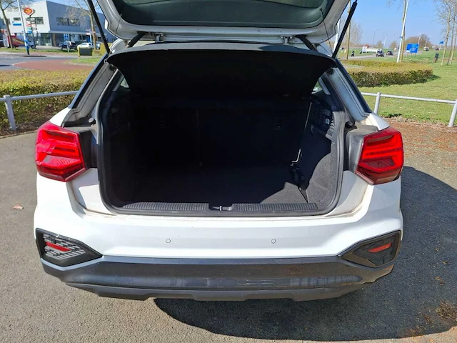 Audi q2 30 tdi business edition - 2021 - 116pk - afbeelding 7 van  25