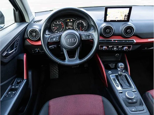 Audi q2 30 tfsi sport automaat 2019 panoramadak keyless go & entry elektrische kofferklep adaptive fabrieksgarantie - afbeelding 8 van  31