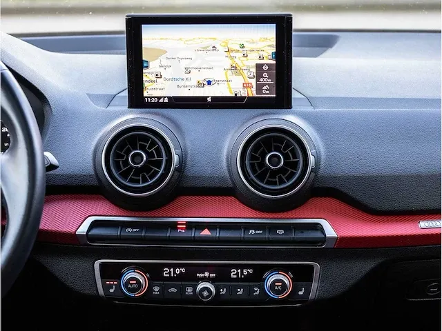 Audi q2 30 tfsi sport automaat 2019 panoramadak keyless go & entry elektrische kofferklep adaptive fabrieksgarantie - afbeelding 11 van  31