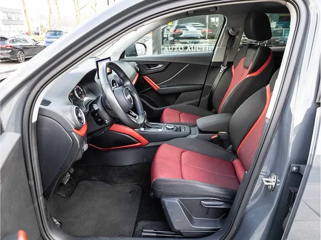 Audi q2 30 tfsi sport automaat 2019 panoramadak keyless go & entry elektrische kofferklep adaptive fabrieksgarantie - afbeelding 21 van  31