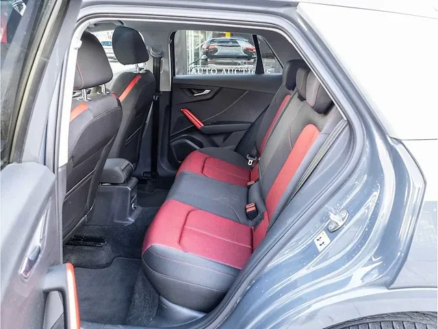 Audi q2 30 tfsi sport automaat 2019 panoramadak keyless go & entry elektrische kofferklep adaptive fabrieksgarantie - afbeelding 24 van  31