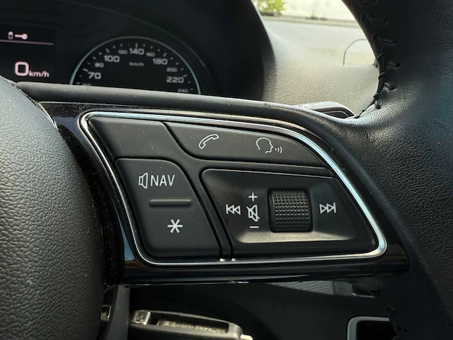 Audi q2 30 tfsi sport pro line; x-152-vb - afbeelding 11 van  24