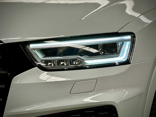 Audi q3 1.4 tfsi cod sport advance sport s-tronic automaat; tn-602-t - afbeelding 10 van  17