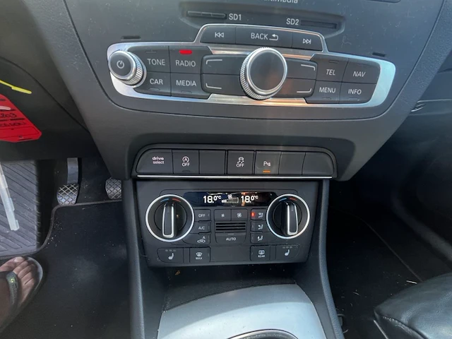 Audi q3 2.0 tdi sport 136, 2015 - afbeelding 2 van  24