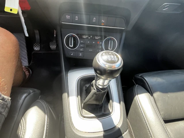 Audi q3 2.0 tdi sport 136, 2015 - afbeelding 3 van  24
