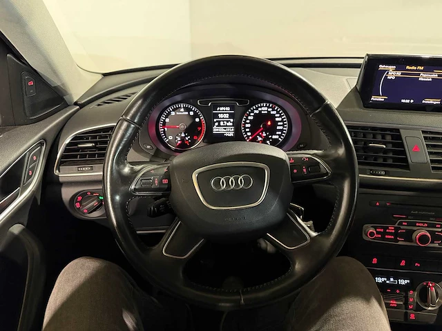 Audi q3 2.0 tfsi q. pro line, 19-xdp-6 - afbeelding 2 van  13