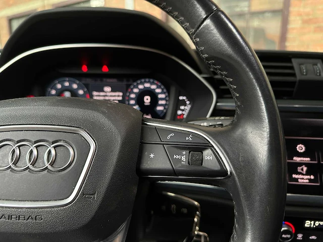 Audi q3 35 tfsi business edition 150pk 2020, h-988-rb1 - afbeelding 17 van  43