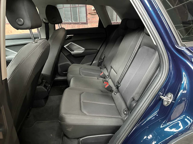 Audi q3 35 tfsi business edition 150pk 2020, h-988-rb1 - afbeelding 32 van  43