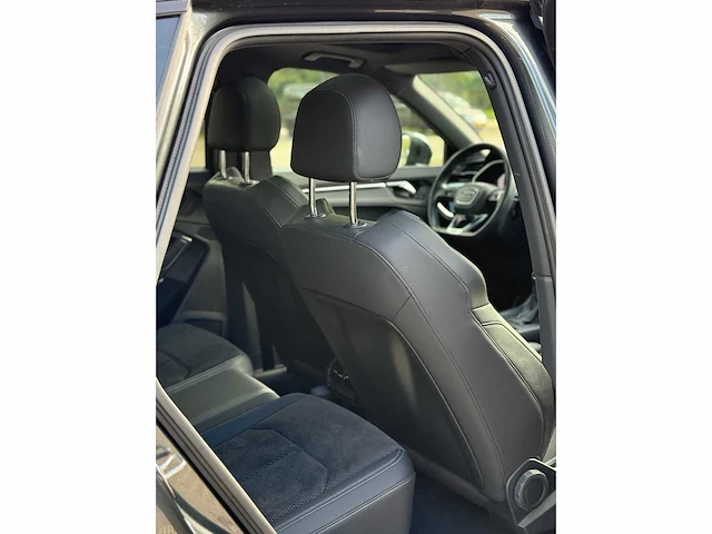 Audi q3 40 tfsi quattro s line edition one 2019 | r-484-vs i - afbeelding 24 van  34