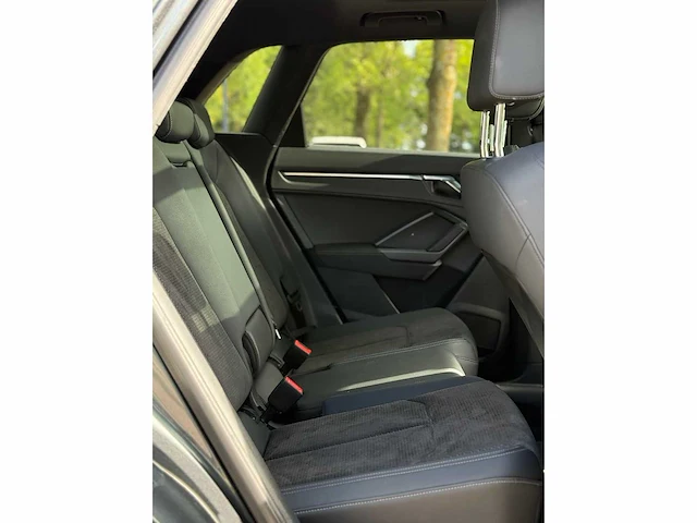 Audi q3 40 tfsi quattro s line edition one 2019 | r-484-vs i - afbeelding 26 van  34