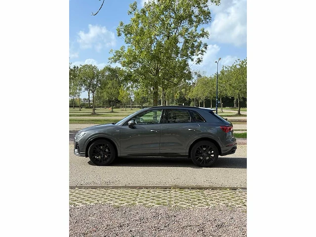 Audi q3 40 tfsi quattro s line edition one 2019 | r-484-vs i - afbeelding 30 van  34