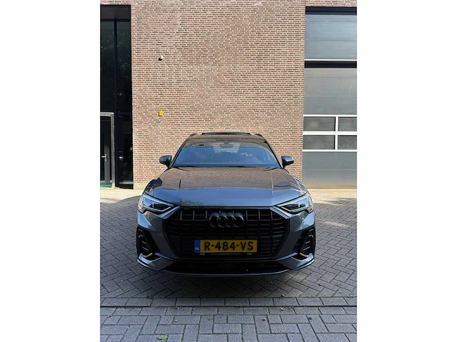 Audi q3 40 tfsi quattro s line edition one 2019 | r-484-vs - afbeelding 3 van  25