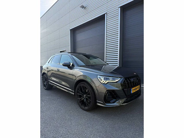 Audi q3 40 tfsi quattro s line edition one 2019 | r-484-vs - afbeelding 21 van  25