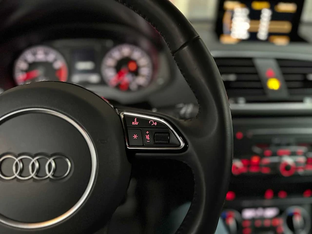 Audi q3 s-line 2.0 tfsi 200pk 2018 - afbeelding 25 van  48