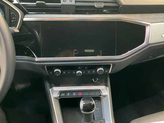 Audi q3 sportback 35 tfsi 150pk automaat 2022 - afbeelding 22 van  22