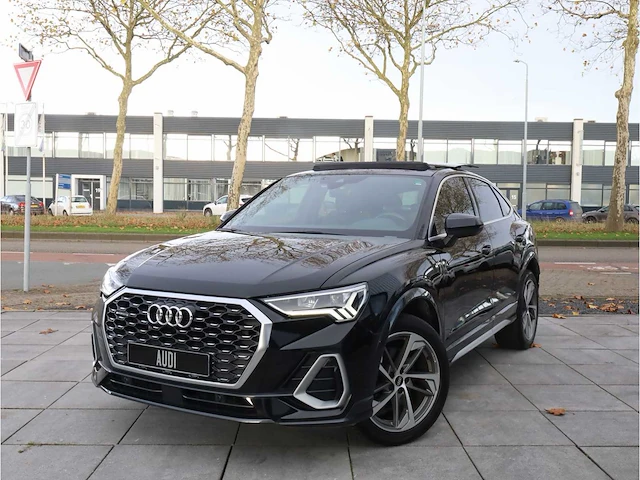 Audi q3 sportback 45 tfsi quattro s-line 230pk automaat 2020 - afbeelding 1 van  37