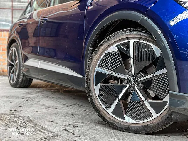 Audi q4 e-tron 35 s-line launch edition 55 kwh 170pk 2021, t-639-dp - afbeelding 3 van  83