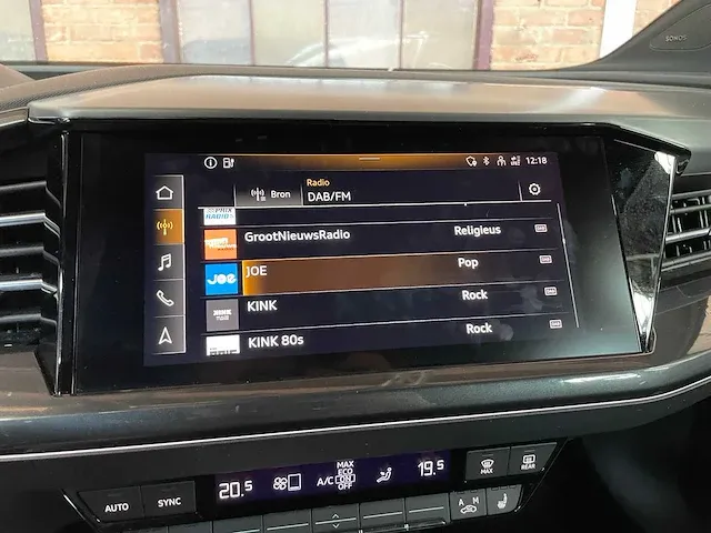 Audi q4 e-tron 35 s-line launch edition 55 kwh 170pk 2021, t-639-dp - afbeelding 26 van  83