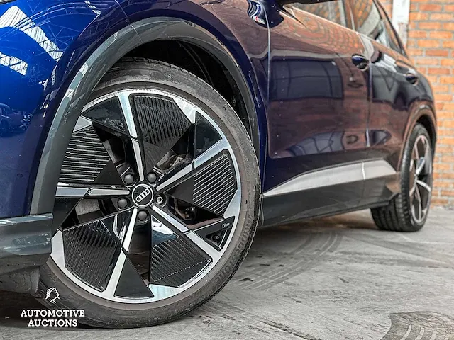 Audi q4 e-tron 35 s-line launch edition 55 kwh 170pk 2021, t-639-dp - afbeelding 34 van  83