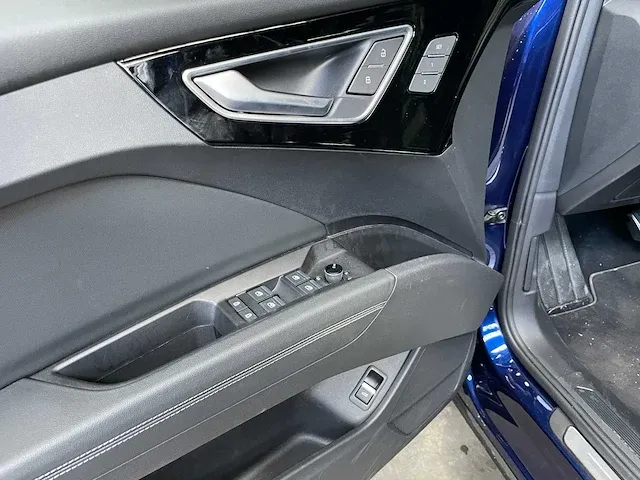 Audi q4 e-tron 35 s-line launch edition 55 kwh 170pk 2021, t-639-dp - afbeelding 54 van  83