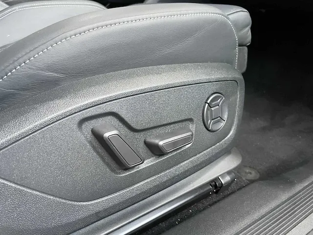Audi q4 e-tron 35 s-line launch edition 55 kwh 170pk 2021, t-639-dp - afbeelding 73 van  83
