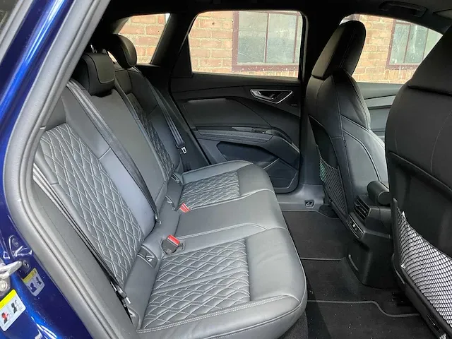 Audi q4 e-tron 35 s-line launch edition 55 kwh 170pk 2021, t-639-dp - afbeelding 75 van  83