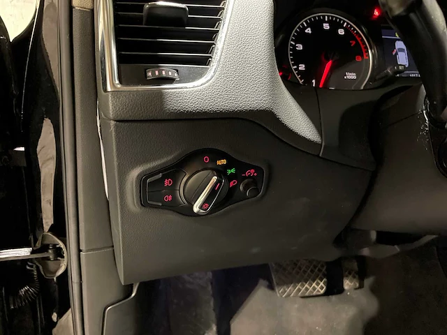 Audi q5 2.0 tfsi quattro 211pk 2009, n-498-vn - afbeelding 13 van  41
