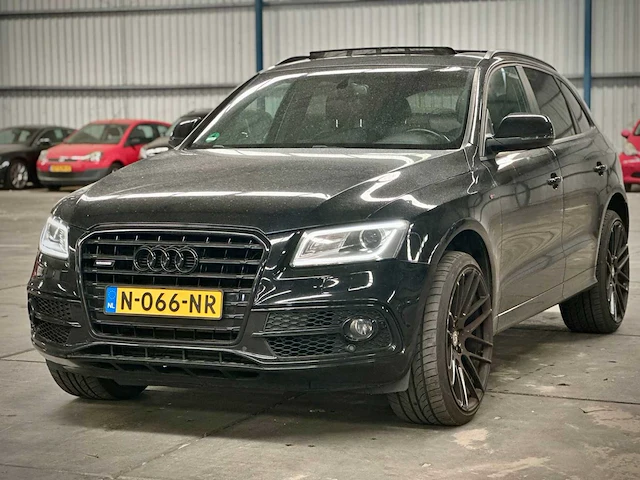Audi q5 3.0 tfsi quattro s edition automaat, n-066-nr - afbeelding 1 van  19