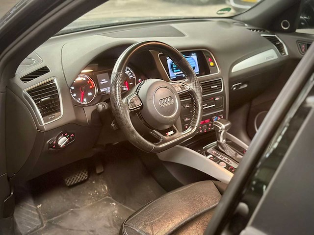 Audi q5 3.0 tfsi quattro s edition automaat, n-066-nr - afbeelding 13 van  17