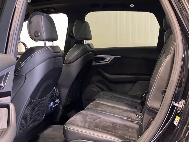 Audi q7 3.0 tdi q. pro line s automaat xf-904-v - afbeelding 2 van  44