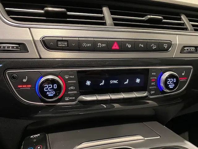 Audi q7 3.0 tdi q. pro line s automaat xf-904-v - afbeelding 19 van  44