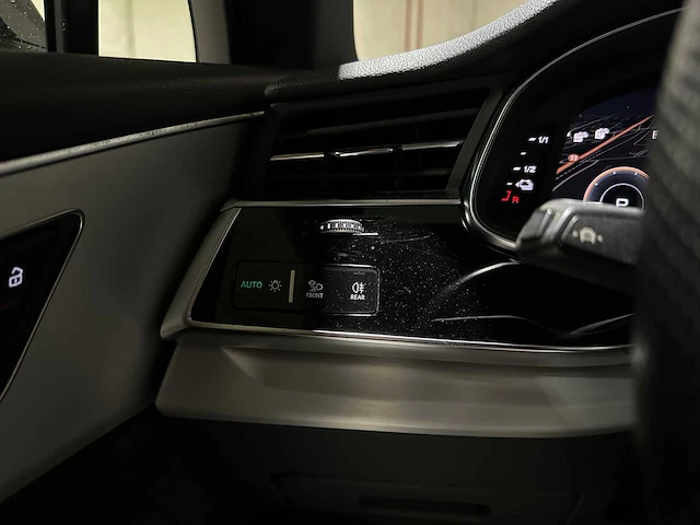 Audi q7 55 tfsi e quattro s-line pro line plus 340pk 2020, nl-kenteken - afbeelding 15 van  48