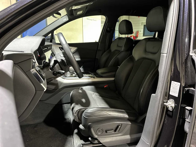 Audi q7 55 tfsi e quattro s-line pro line plus 340pk 2020, nl-kenteken - afbeelding 29 van  48