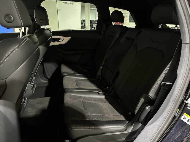 Audi q7 55 tfsi e quattro s-line pro line plus 340pk 2020, nl-kenteken - afbeelding 31 van  48