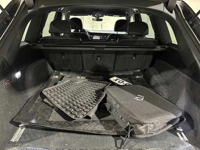Audi q7 55 tfsi e quattro s-line pro line plus 340pk 2020, nl-kenteken - afbeelding 32 van  48