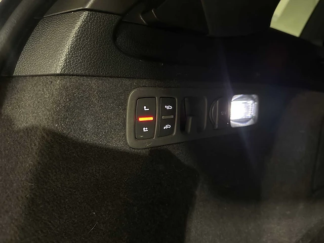 Audi q7 55 tfsi e quattro s-line pro line plus 340pk 2020, nl-kenteken - afbeelding 33 van  48