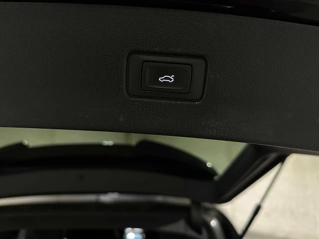 Audi q7 55 tfsi e quattro s-line pro line plus 340pk 2020, nl-kenteken - afbeelding 35 van  48