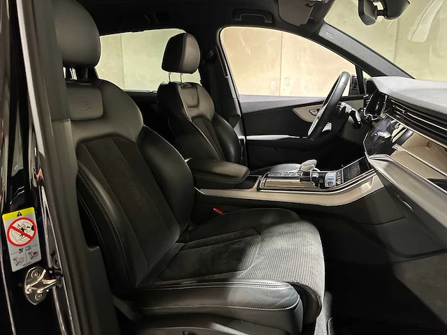 Audi q7 55 tfsi e quattro s-line pro line plus 340pk 2020, nl-kenteken - afbeelding 39 van  48