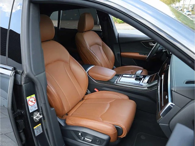 Audi q8 55 tfsi e quattro s-line automaat 380pk 2023 - afbeelding 39 van  49