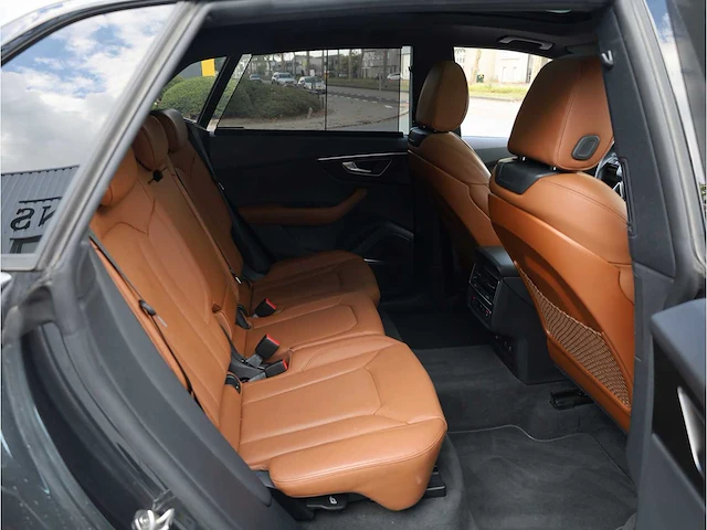 Audi q8 55 tfsi e quattro s-line automaat 380pk 2023 - afbeelding 40 van  49