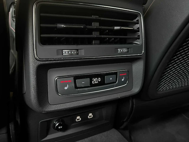 Audi q8 60 tfsie quattro s-line 490pk 2025 plug-in hybrid fabrieksgarantie - afbeelding 17 van  61