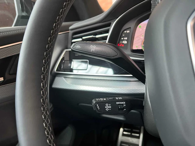 Audi q8 60 tfsie quattro s-line 490pk 2025 plug-in hybrid fabrieksgarantie - afbeelding 28 van  61
