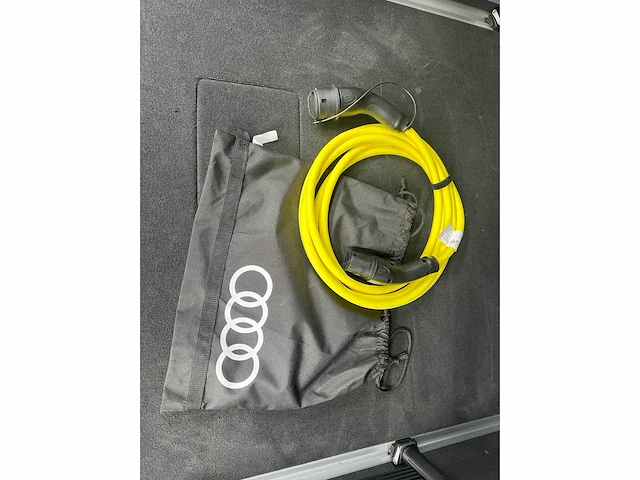 Audi q8 60 tfsie quattro s-line 490pk 2025 plug-in hybrid fabrieksgarantie - afbeelding 27 van  61